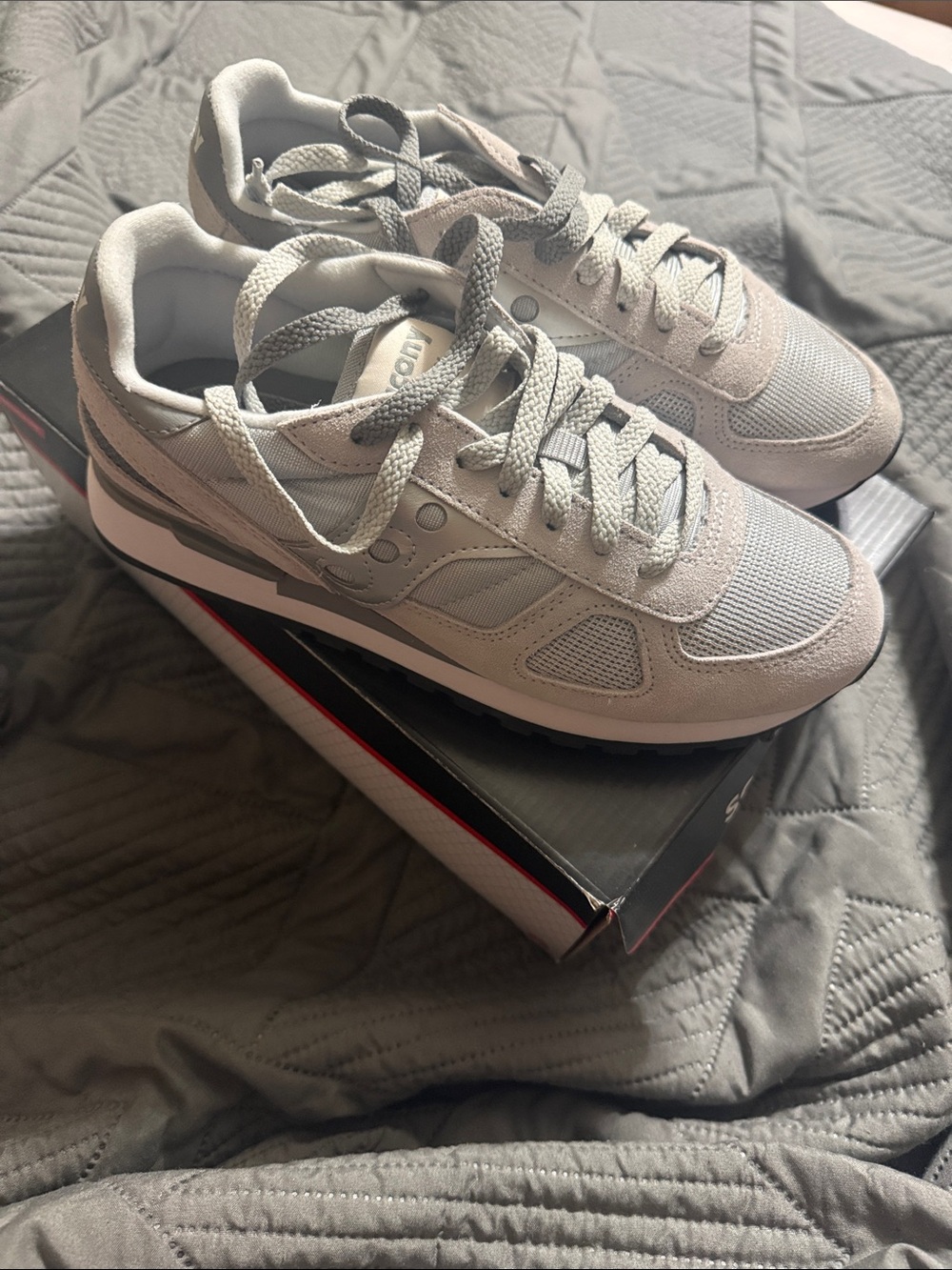 Saucony women’s shadow original 8.5